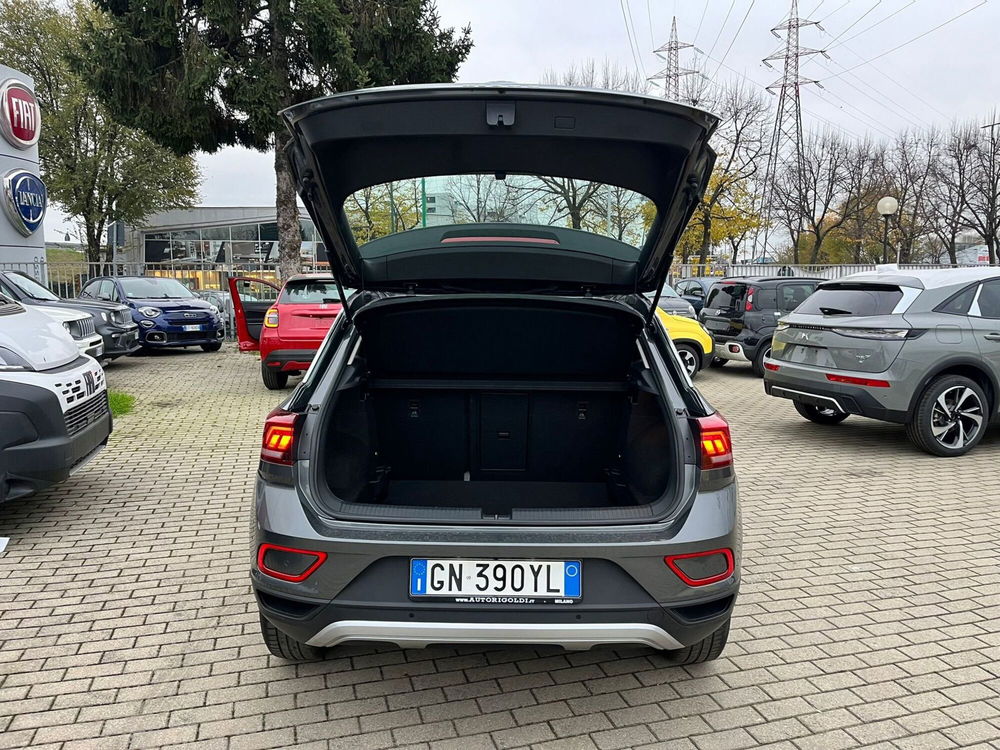 Volkswagen T-Roc usata a Milano (9)