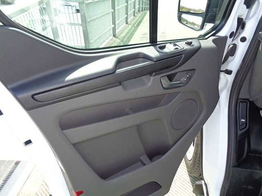 Ford Transit Custom Furgone usata a Treviso (6)