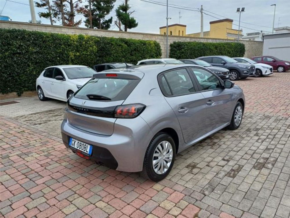 Peugeot 208 usata a Bari (6)