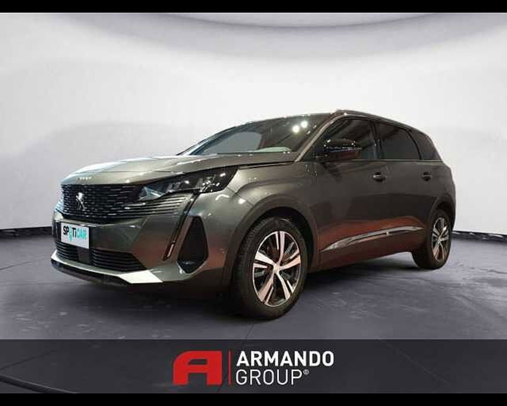 Peugeot 5008 usata a Cuneo