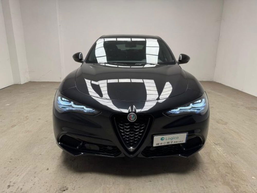 Alfa Romeo Stelvio usata a Biella (2)