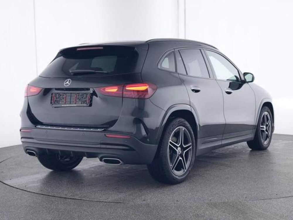 Mercedes-Benz GLA SUV usata a Milano (2)