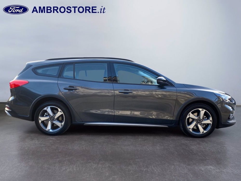 Ford Focus Station Wagon usata a Milano (4)