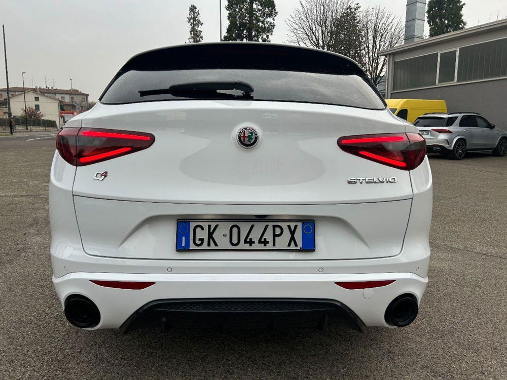 Alfa Romeo Stelvio usata a Reggio Emilia (6)