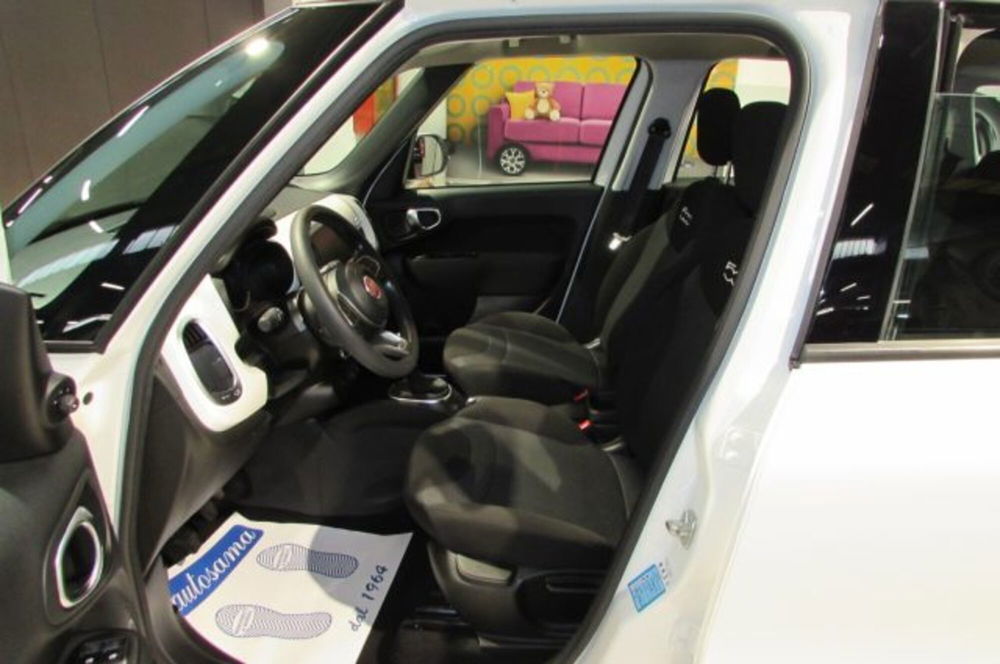 Fiat 500L usata a Milano (5)