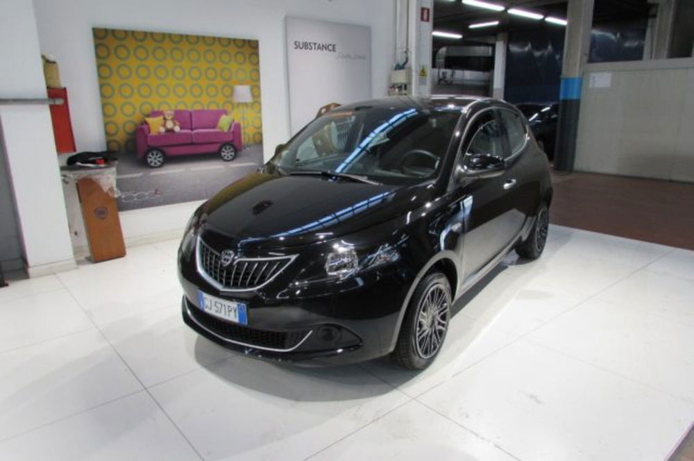 Lancia Ypsilon usata a Milano