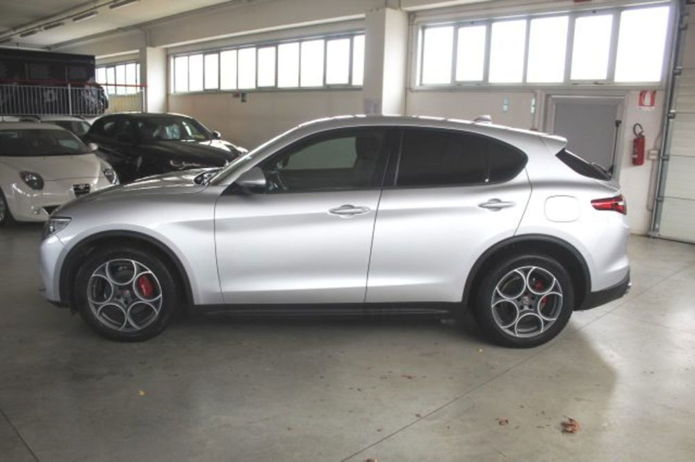 Alfa Romeo Stelvio usata a Terni (3)