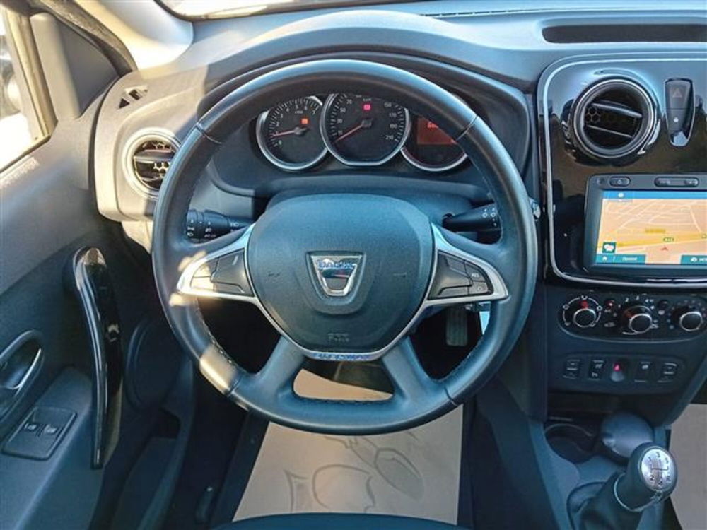 Dacia Sandero usata a Firenze (8)