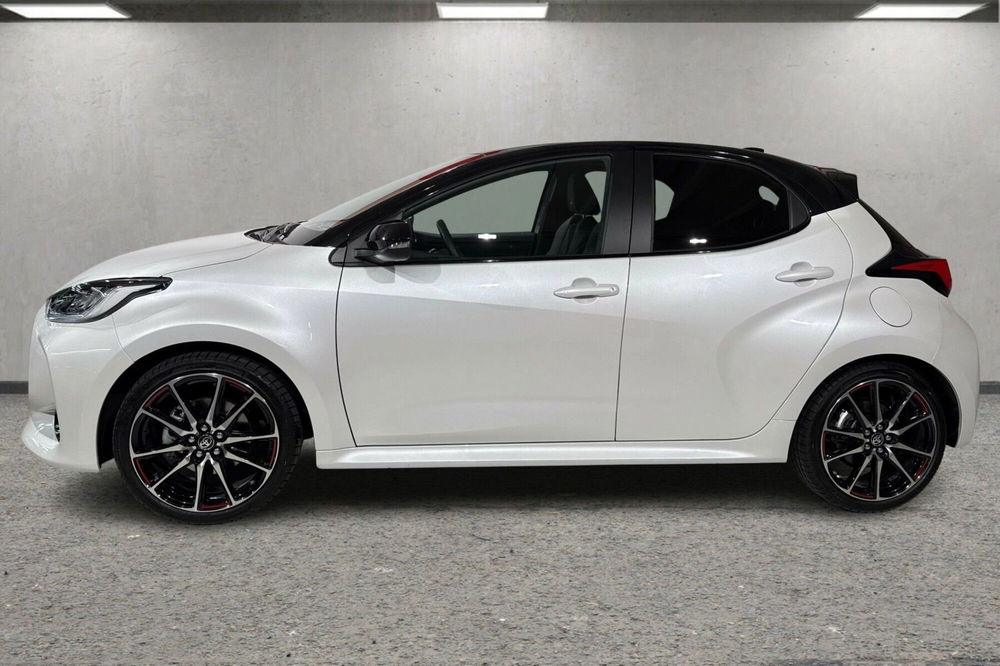 Toyota Yaris GR Sport usata a Lecco (5)