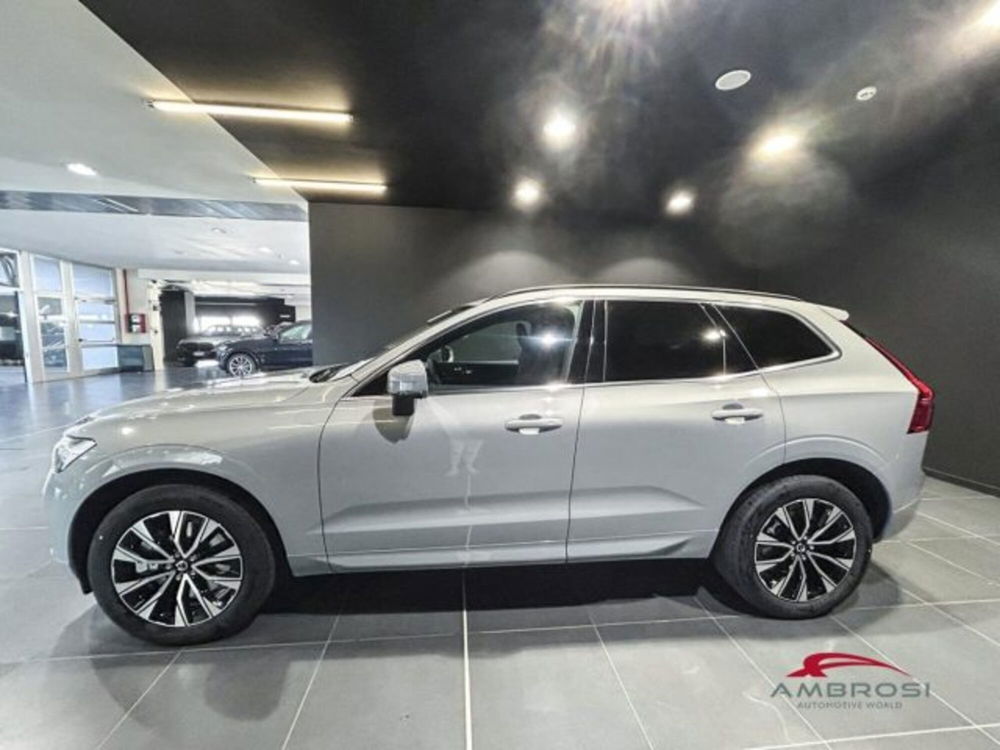 Volvo XC60 nuova a Perugia (3)