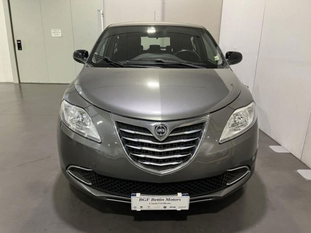 Lancia Ypsilon usata a Padova (2)