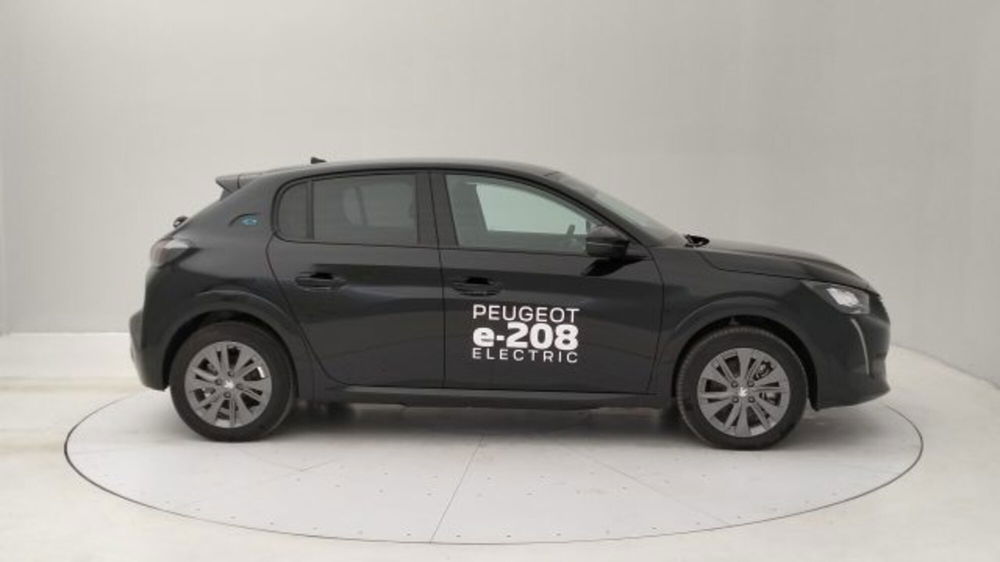 Peugeot 208 nuova a Torino (6)