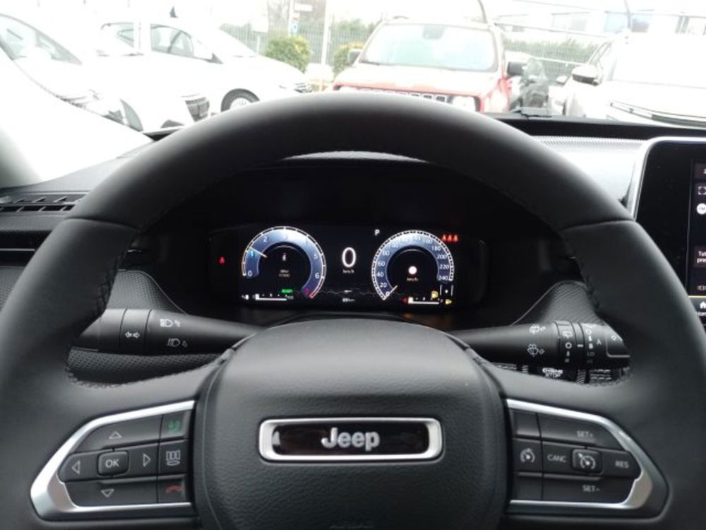 Jeep Compass nuova a Brescia (10)