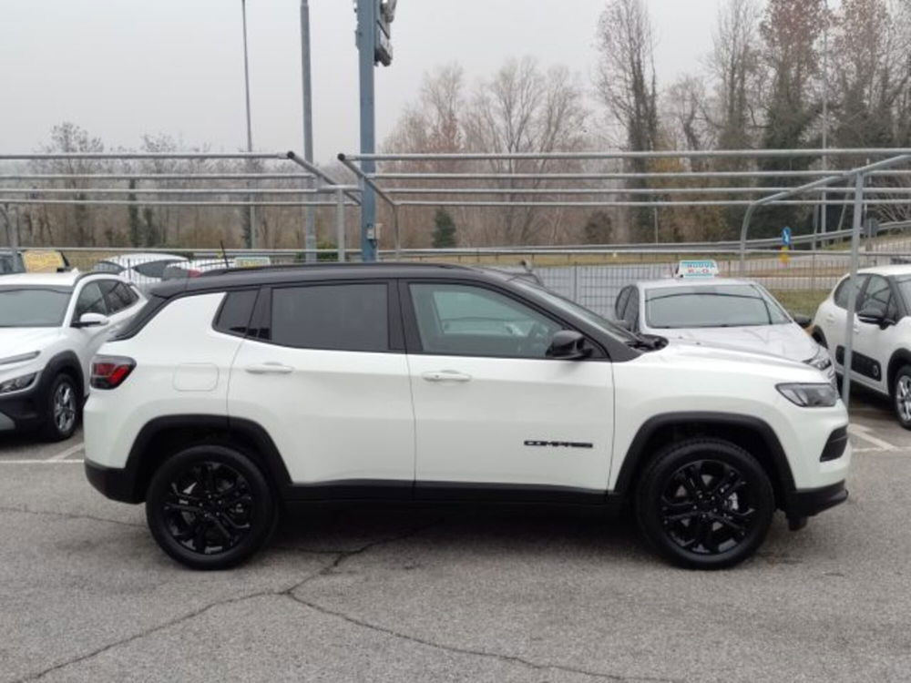 Jeep Compass nuova a Brescia (4)