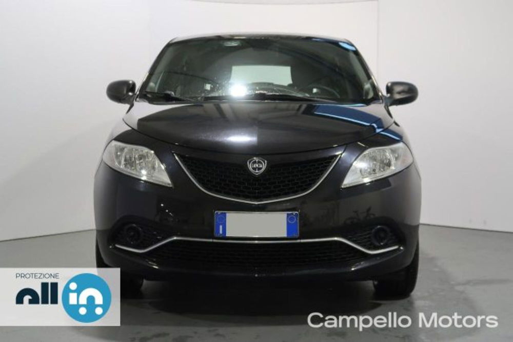 Lancia Ypsilon usata a Venezia (2)