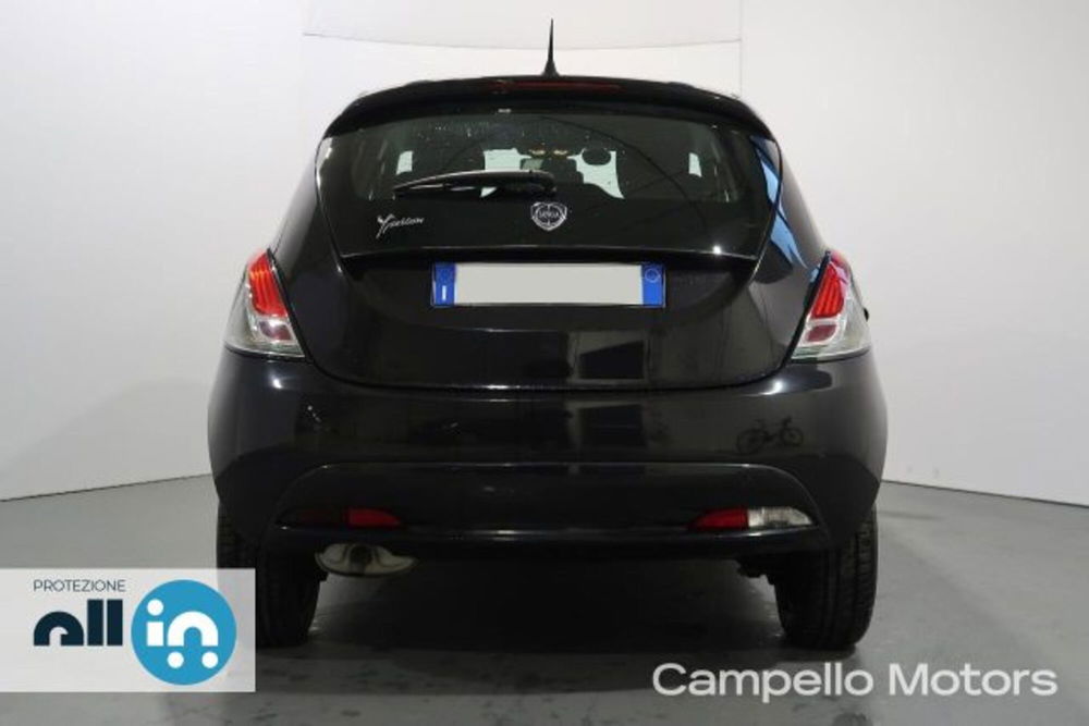 Lancia Ypsilon usata a Venezia (4)