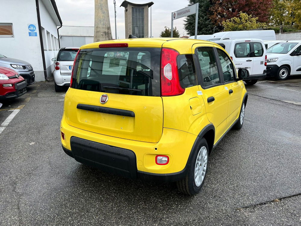 Fiat Panda Cross nuova a Milano (6)