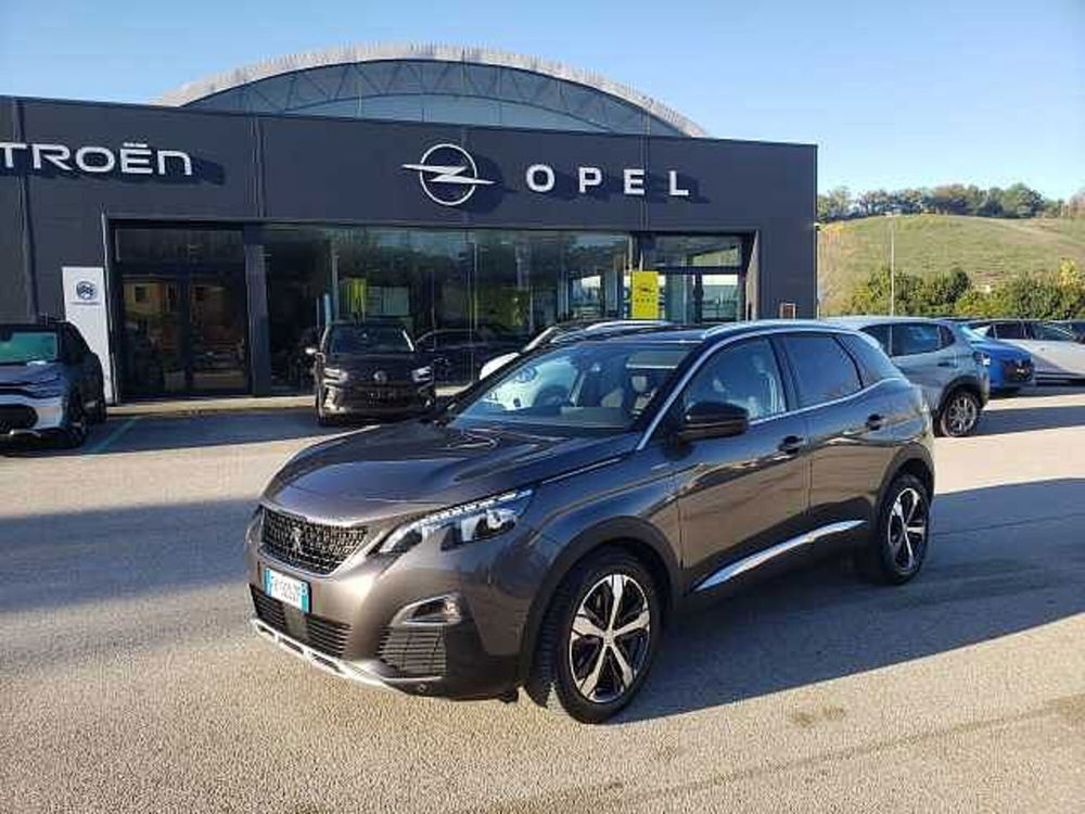 Peugeot 3008 usata a Pesaro-Urbino