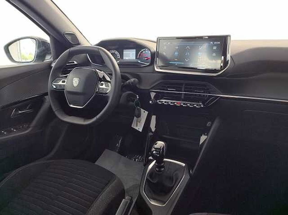 Peugeot 2008 nuova a Palermo (9)