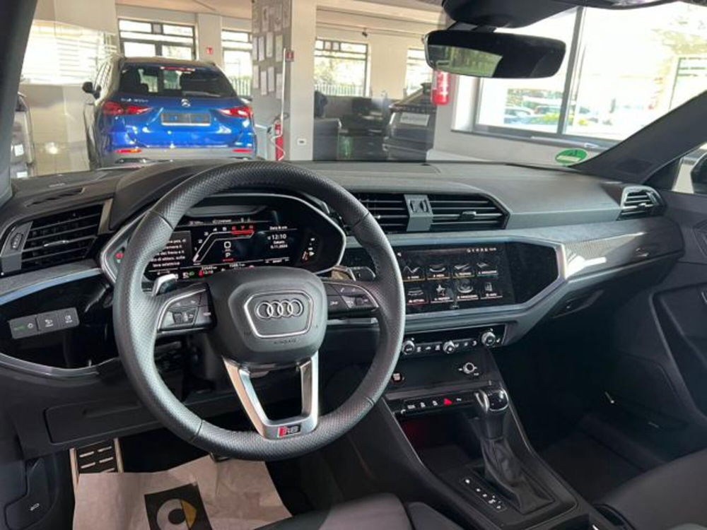 Audi RS Q3 Sportback usata a Napoli (7)