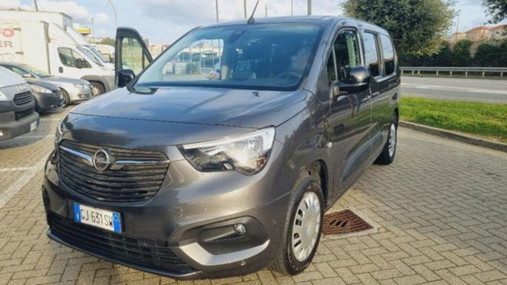 Opel Combo-e Life usata a Savona (3)