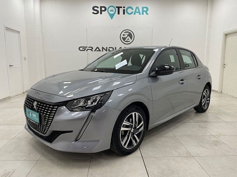 Peugeot 208 1.2 puretech Active s&amp;s 75cv del 2023 usata a Alessandria