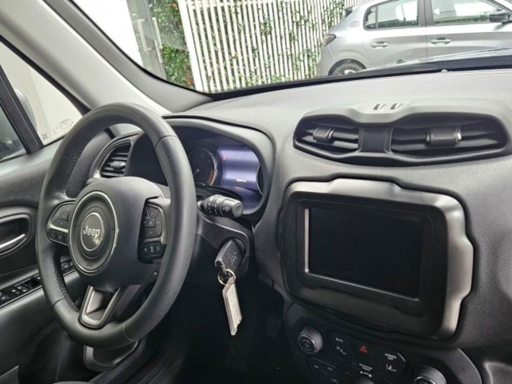 Jeep Renegade usata a Napoli (9)