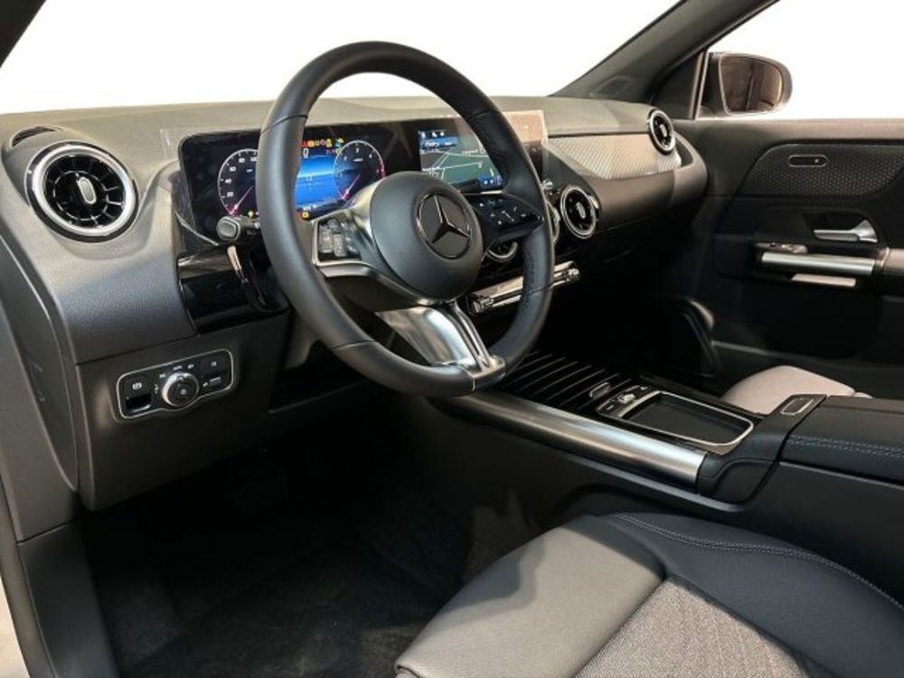 Mercedes-Benz GLA SUV nuova a Bologna (11)