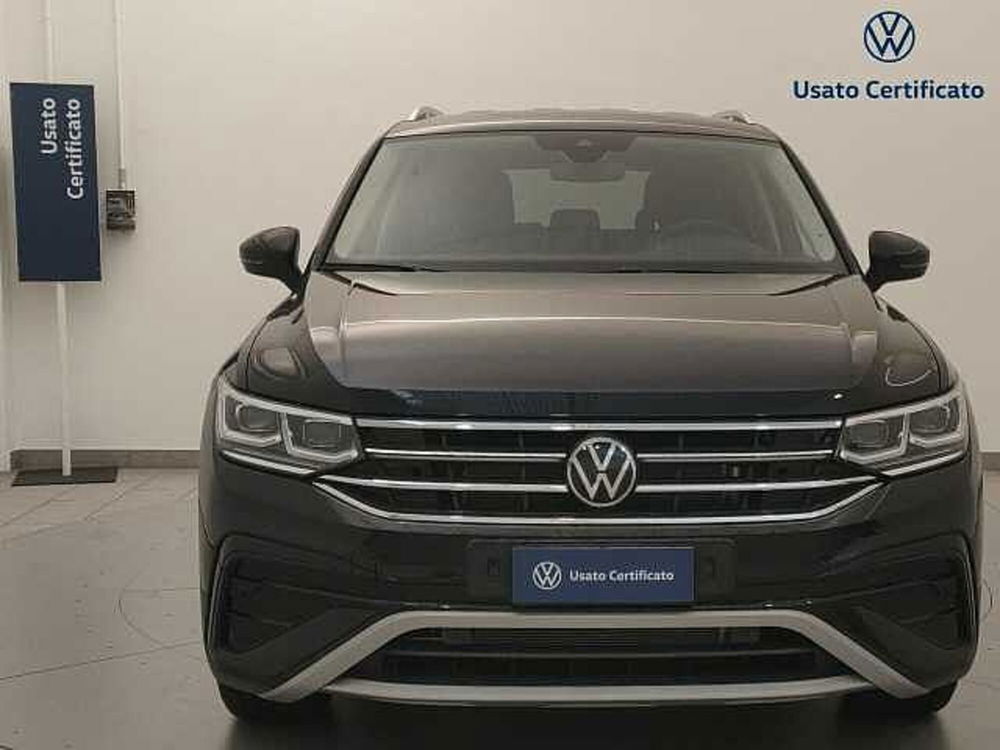 Volkswagen Tiguan nuova a Varese (2)