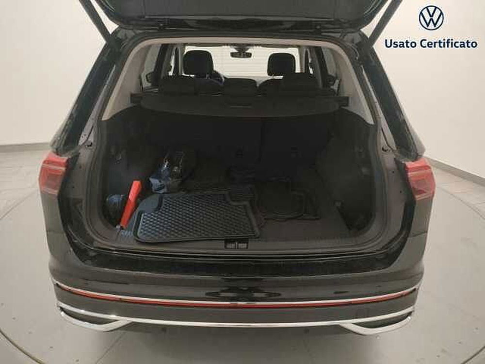 Volkswagen Tiguan nuova a Varese (9)