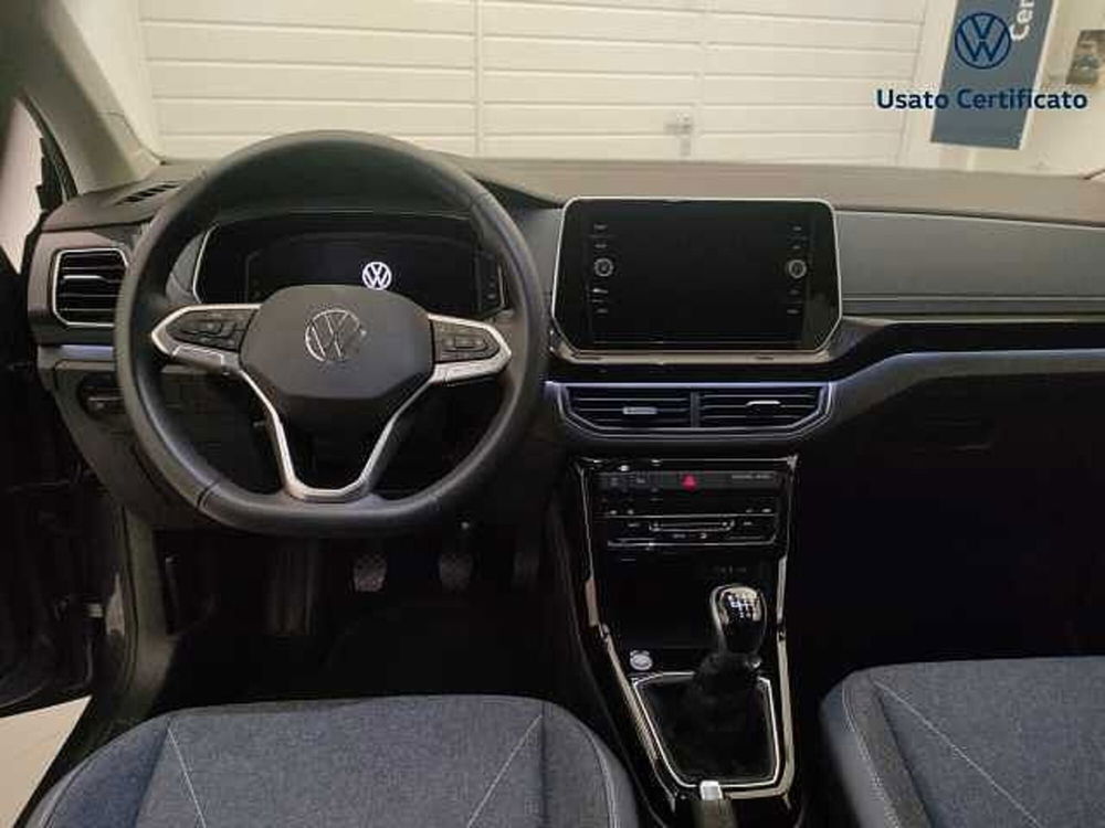 Volkswagen T-Cross usata a Varese (15)