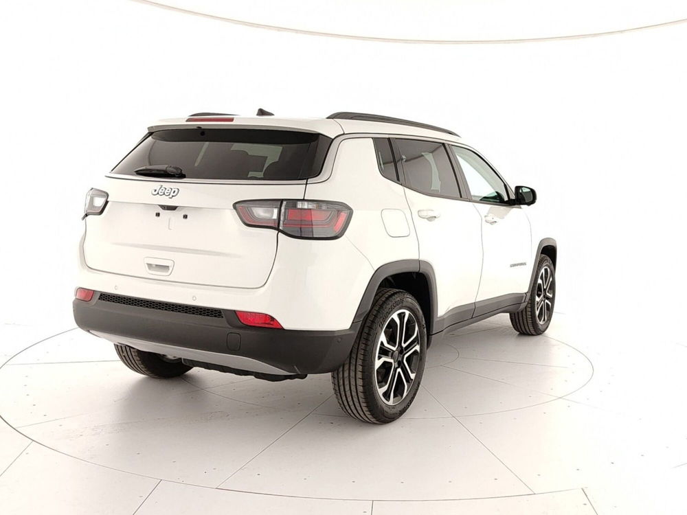 Jeep Compass nuova a Caserta (6)