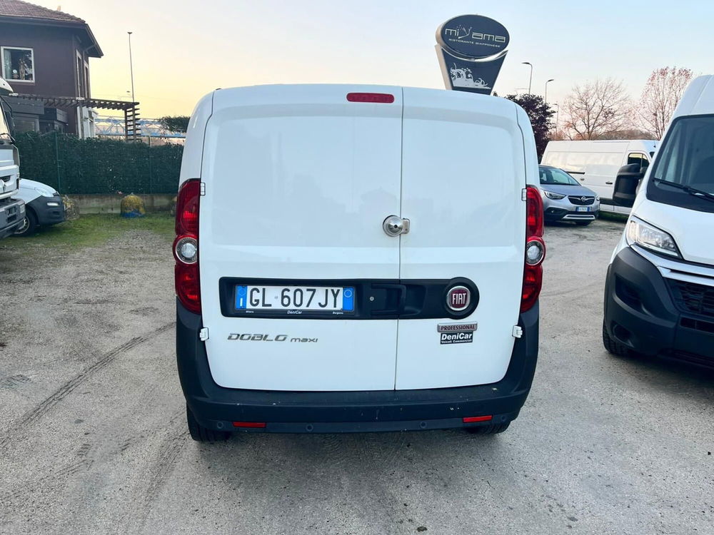 Fiat Doblò Furgone usata a Milano (11)