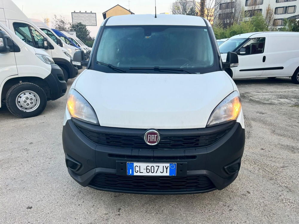 Fiat Doblò Furgone usata a Milano (2)