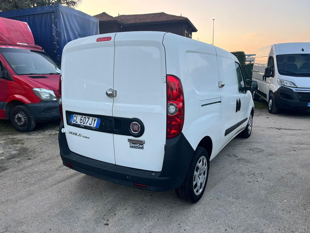 Fiat Doblò Furgone usata a Milano (6)