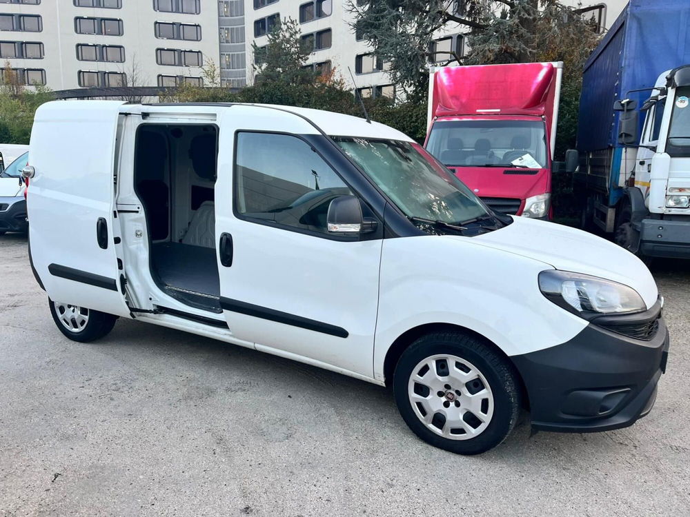 Fiat Doblò Furgone usata a Milano (8)