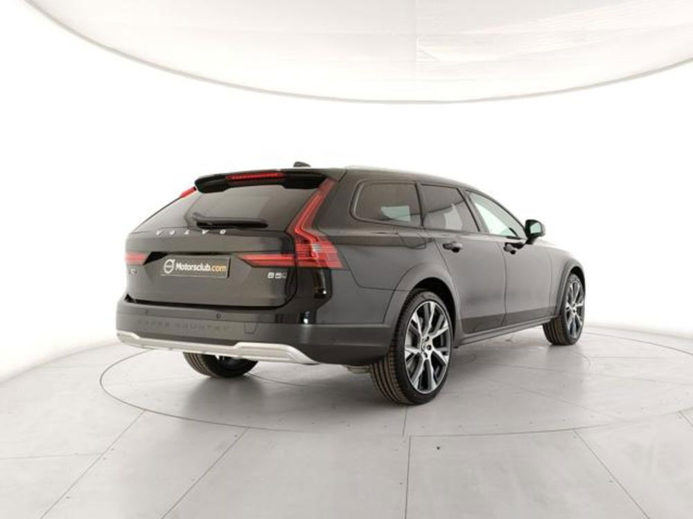 Volvo V90 Cross Country nuova a Modena (5)