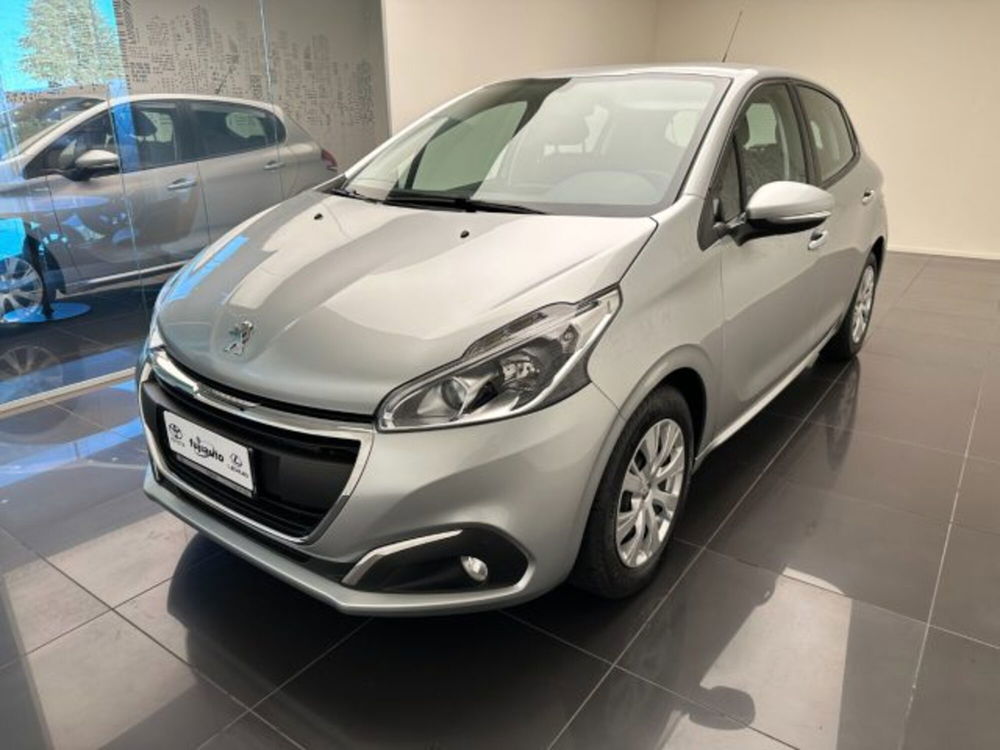 Peugeot 208 usata a Cuneo