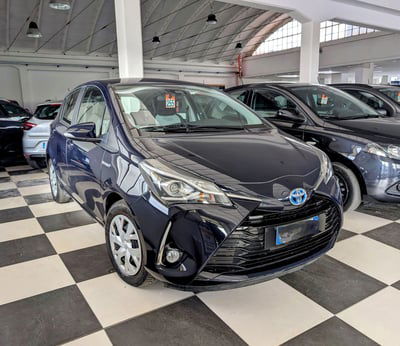 Toyota Yaris 1.5 Hybrid 5 porte by Glamour del 2018 usata a Cortona