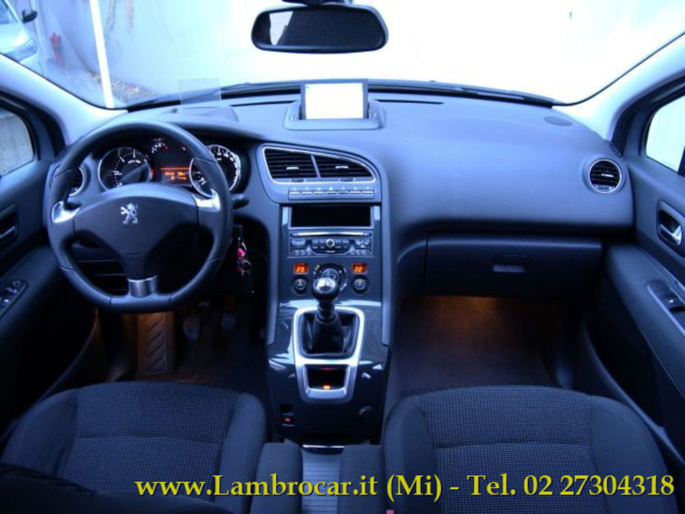 Peugeot 5008 usata a Milano (2)