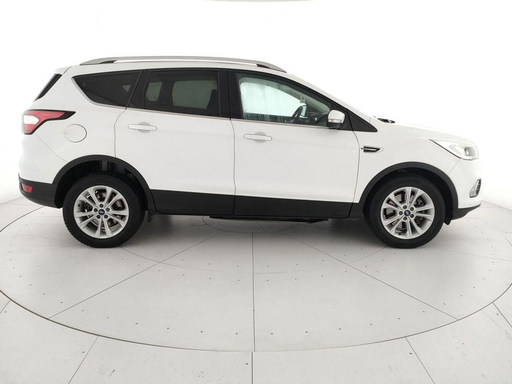 Ford Kuga usata a Caserta (7)