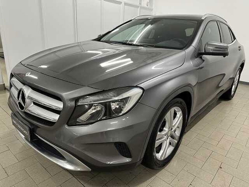 Mercedes-Benz GLA SUV usata a Macerata