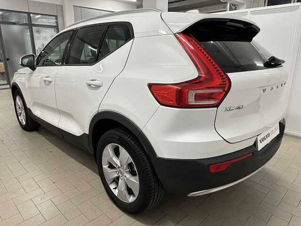 Volvo XC40 usata a Macerata (6)