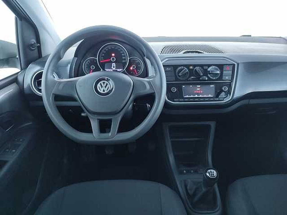 Volkswagen up! usata a Palermo (10)