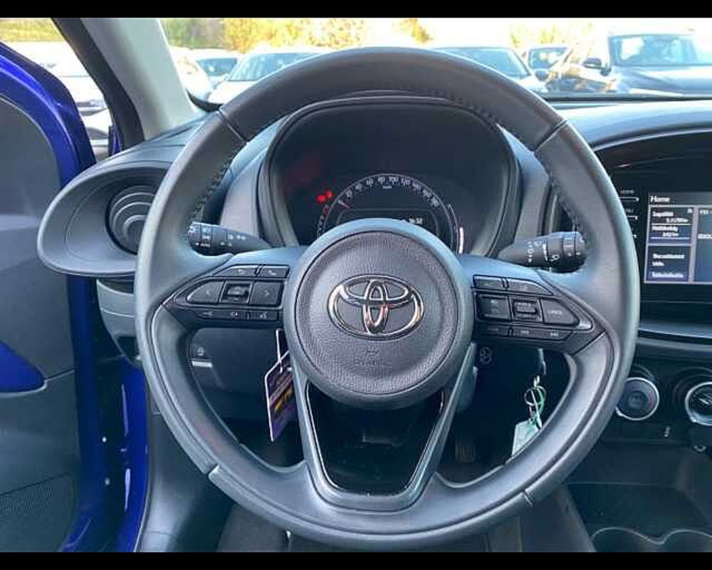 Toyota Aygo X usata a Napoli (14)