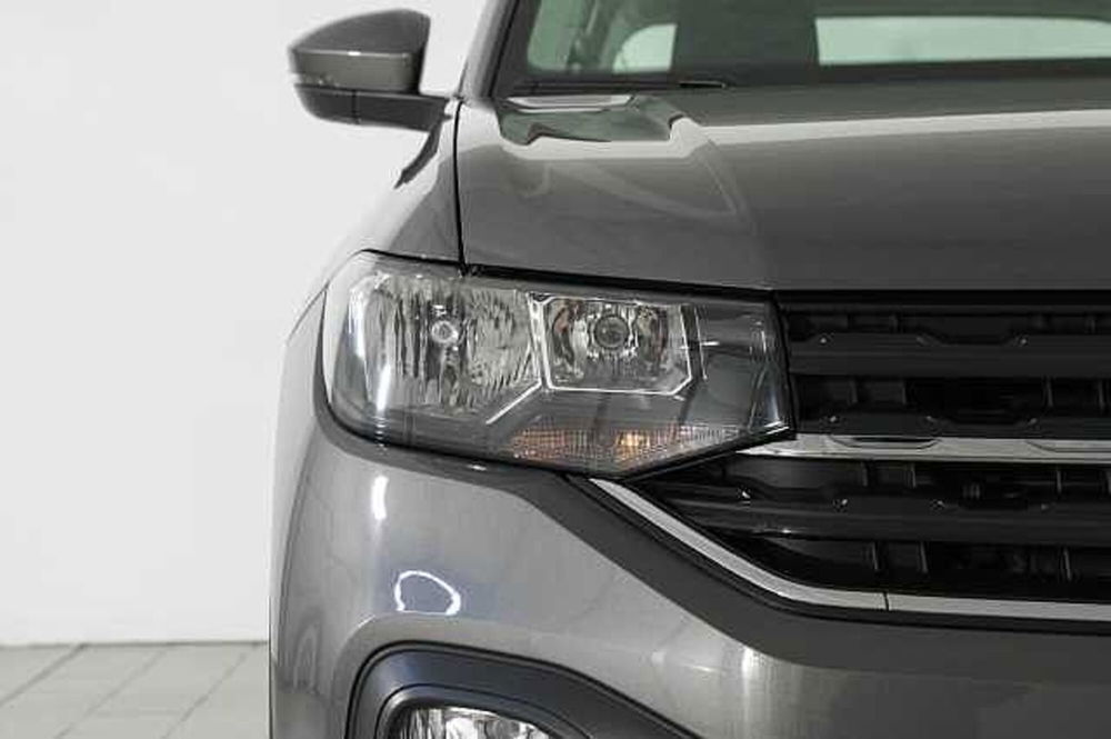 Volkswagen T-Cross usata a Como (6)