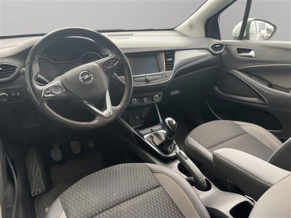 Opel Crossland X usata a Macerata (9)