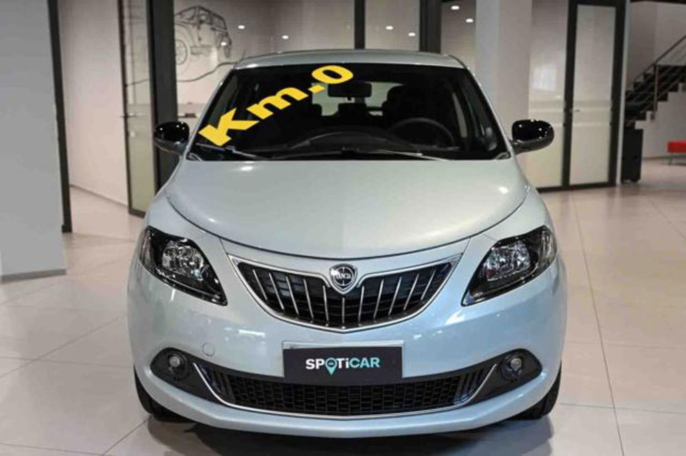 Lancia Ypsilon nuova a Torino (18)