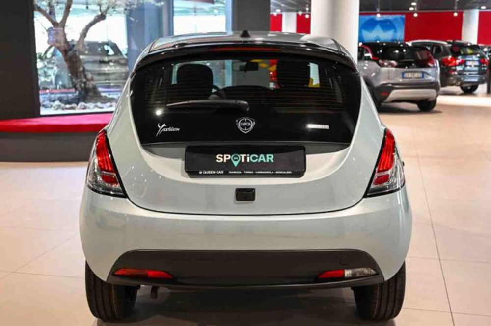 Lancia Ypsilon nuova a Torino (4)