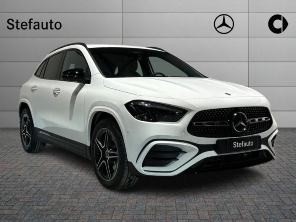 Mercedes-Benz GLA SUV nuova a Bologna